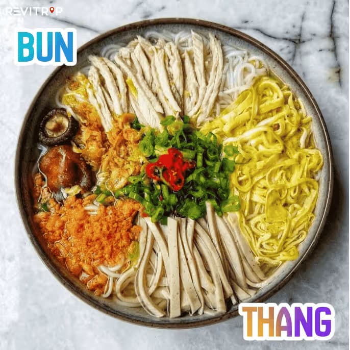 河内鸡丝粉 (Bun Thang) – 越南首都的特色美食