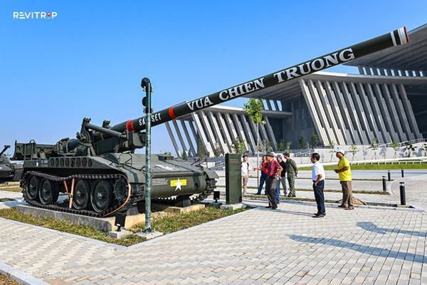 A tank in outdoor zone
