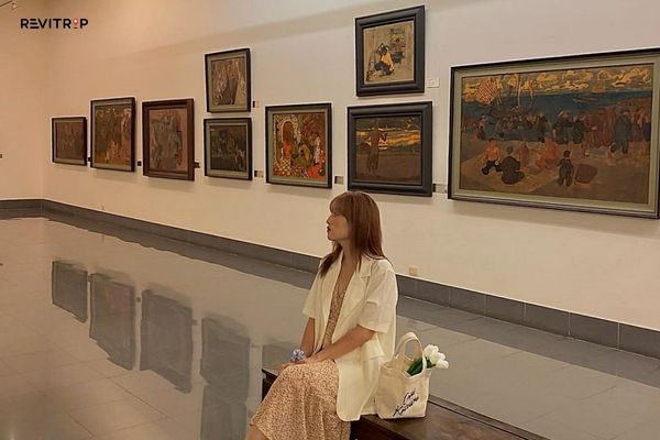 Mid 20th century zone