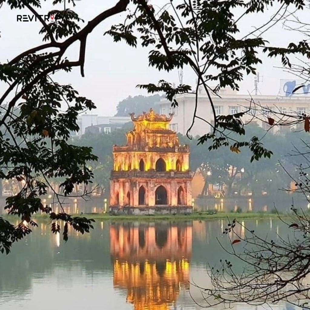 Hoan Kiem Lake