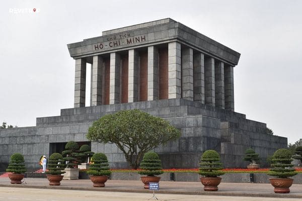 Ho Chi Minh mausoleum