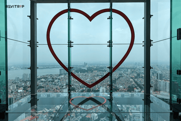 The Love Story Zone in Hanoi Lotte Tower
