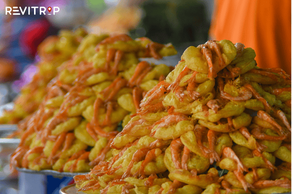 Shrimp cakes - A delicacy from West Lake, Hanoi