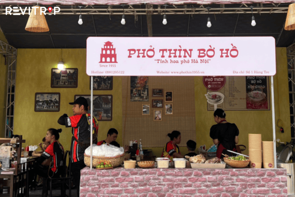 A branch of Pho Thin Bo Ho