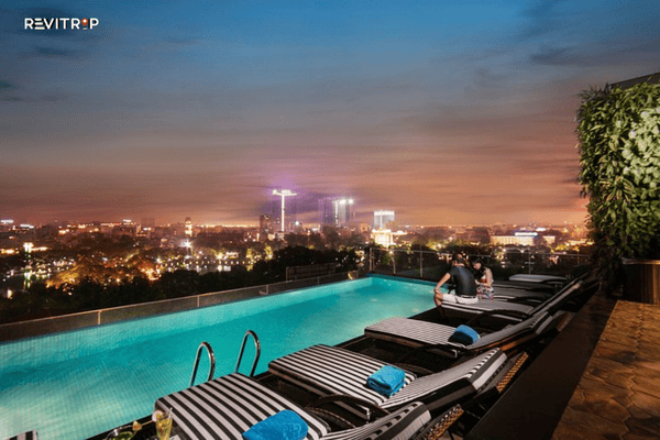 The Oriental Jade Hotel family hotel in Hanoi
