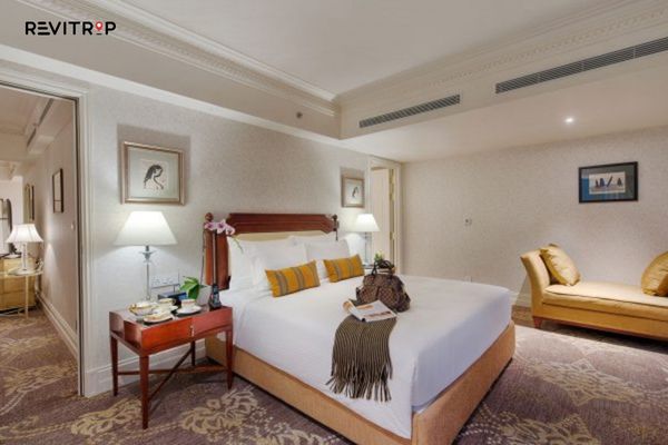 Apricot Hotel Hanoi: A Luxurious Artistic