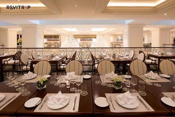 Apricot Hotel Hanoi: A Luxurious Artistic