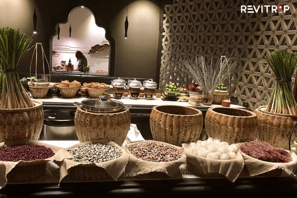 Vegeterian Restaurant - Sadhu Buffet Chay