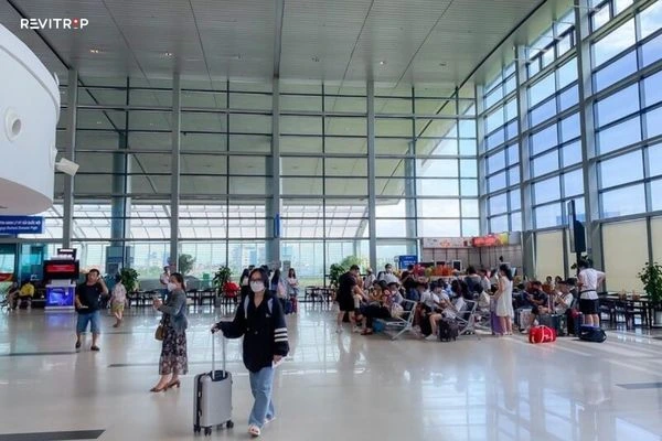 Inside Hai Phong Airport 