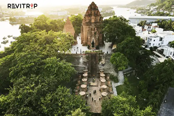 Thap Ba Ponagar Nha Trang