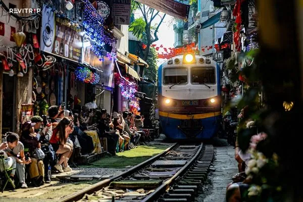 Train speed is extremely slow