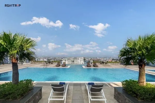 Inside Somerset Central TD Hai Phong