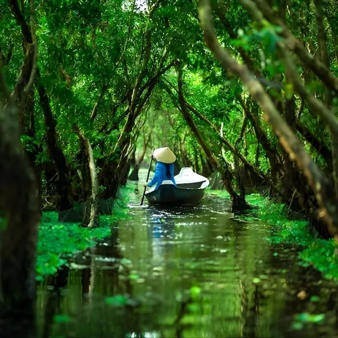 Wake up early for floating markets, cruise the Mekong's canals, and taste the flavors of the Delta. Your travel guide to Can Tho, Vietnam.
