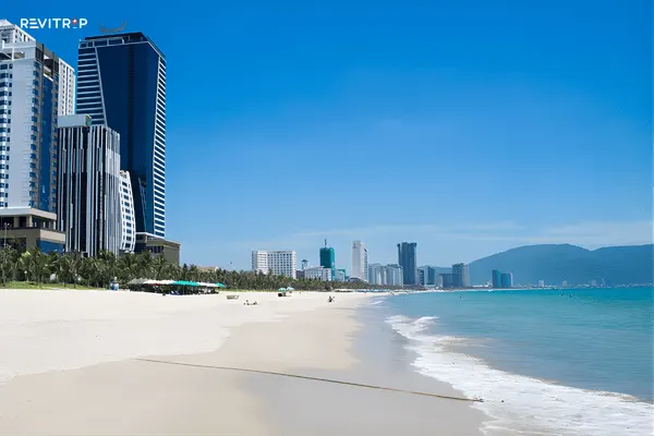 My Khe Beach in Da Nang in the Morning