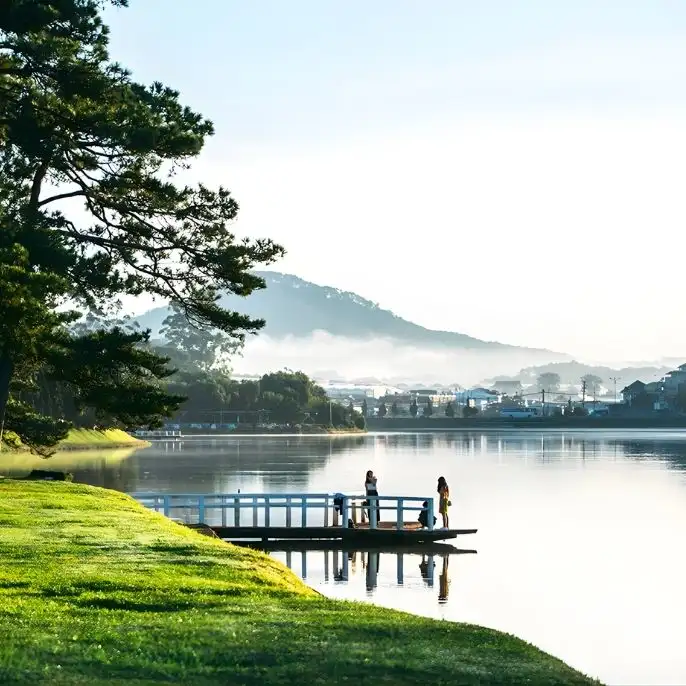 Cool mountain air, French colonial charm, and pine-covered hills await in Da Lat. Discover the City of Eternal Spring with our travel guide.