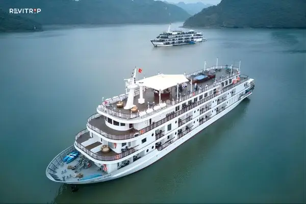 Ha Long Bay Mid-range Cruise