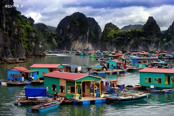 Ha Long Bay Floating Fishing Village