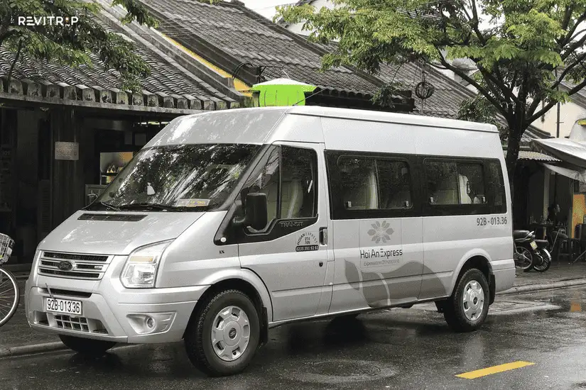 Shuttle bus from Da Nang to Hoi An