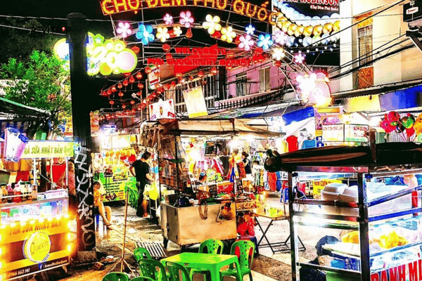 Phu Quoc Night Market sits conveniently in Duong Dong town