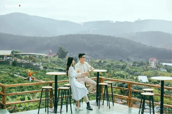 Mê Linh Coffee Garden with wide highland views and a slower countryside feel
