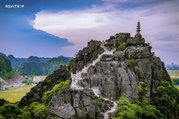 The 500-Step Staircase