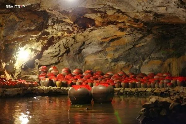 The king's wine jar, stored inside Trang An Complex's cave