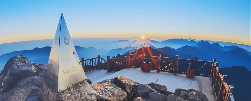 Trek golden rice terraces, meet hill tribe communities, and summit Indochina's highest peak. Your travel guide to Sapa, northern Vietnam.