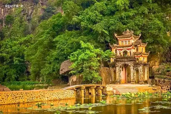 Bich Dong Pagoda