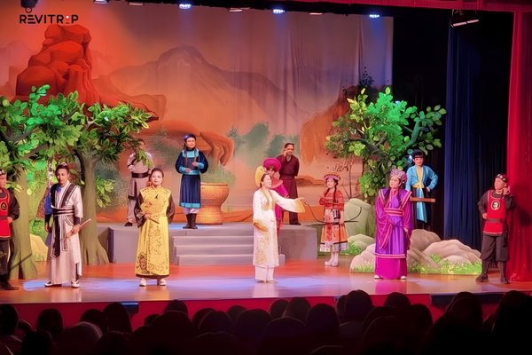 the Opera House also presents traditional Vietnamese art forms 