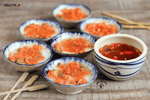 Street Food and Night Dining at Hue