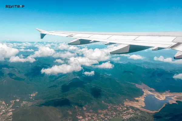 How to Get to Hue: Flights, Trains, Buses, and Local Transport