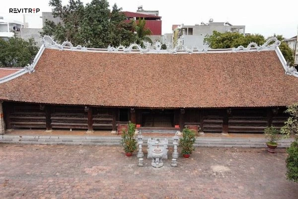 Hang Kenh Communal House