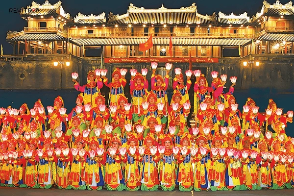 Nha Nhac Hue performance - intangible culture heritage in Vietnam